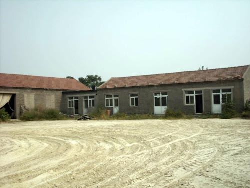 莲石路边小园独院厂库房出租