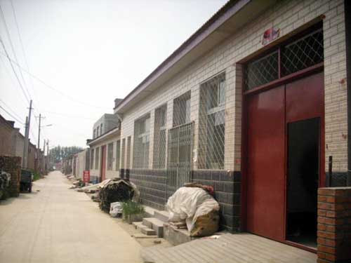 大兴南六环东赵村厂库房出租300平米
